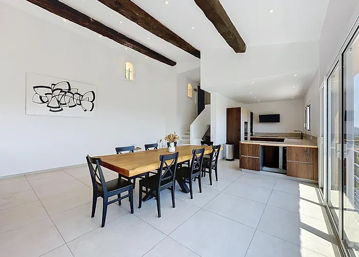Amazing Sea View Villa Near Cannes, Pool, 5 Bedrooms, 4 Bathrooms